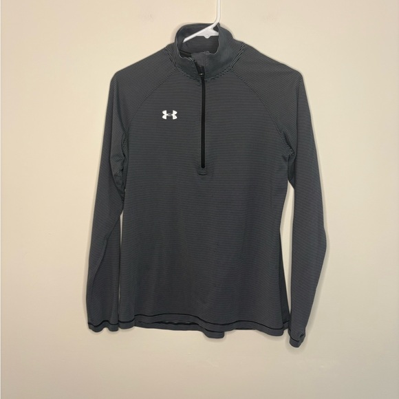 Under Armour Black Grey Women’s Small Long Sleeve Athletic Top - Picture 1 of 8